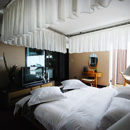 Xinjiang Yema International Clubhouse Hotel Urumqi Luaran gambar